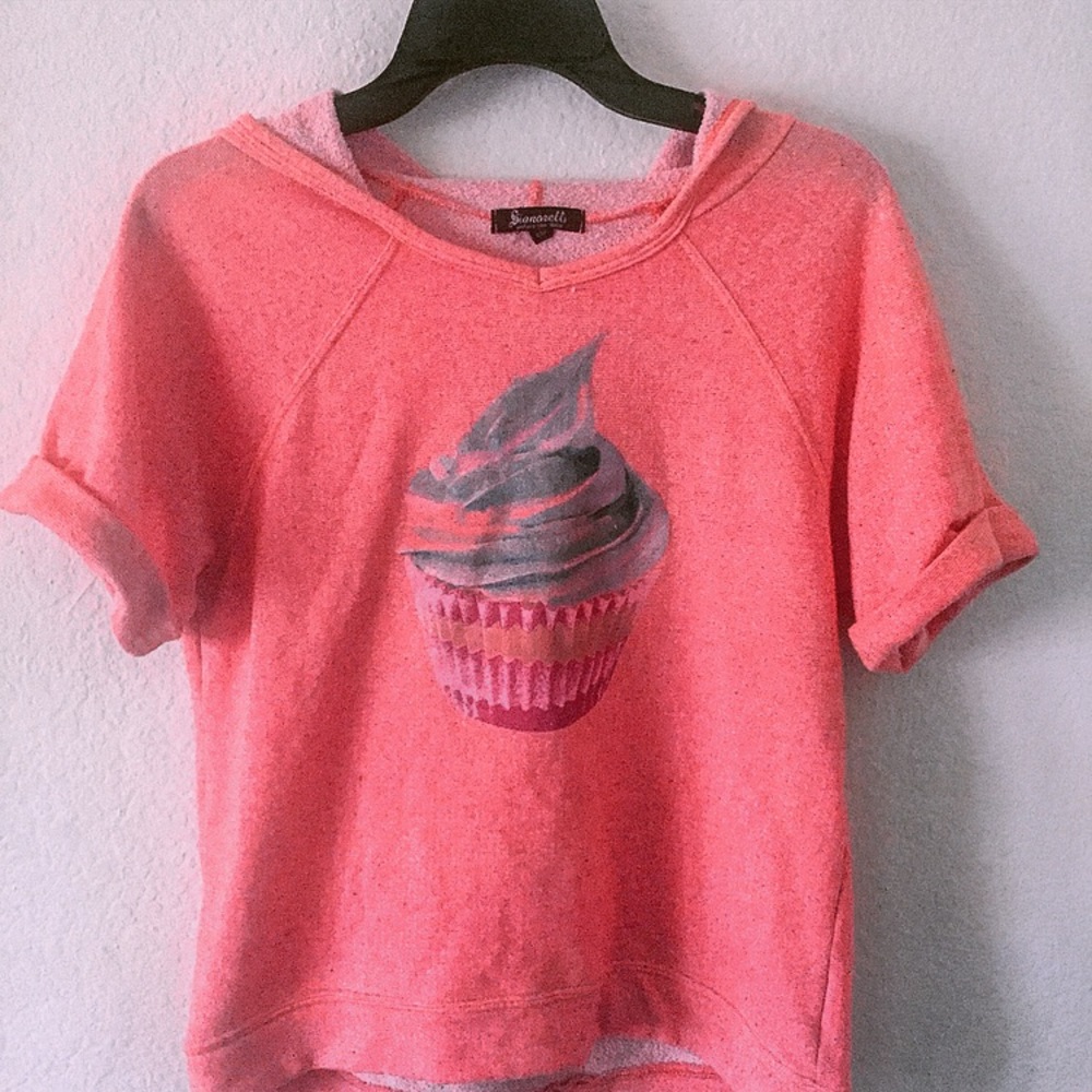 Pink short sleeve shirt